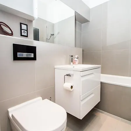 Katarzyny Apartament Miodosytnia Apartamento *